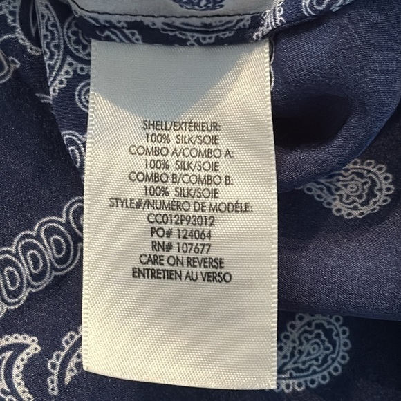 ALICE + OLIVIA Willa Placket Bandana-Print Top 100% Silk SZ M - Picture 8 of 8